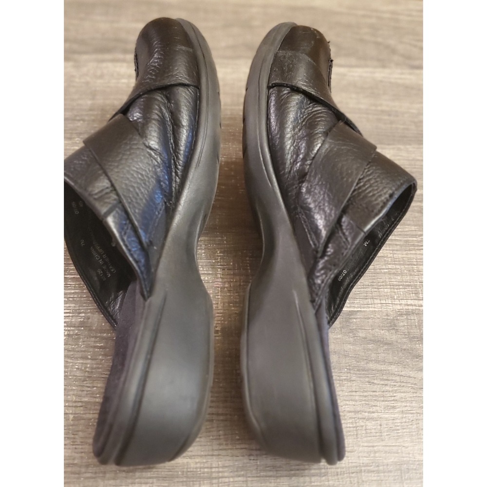 Clarks Artisan Leather Pebbled Criss‎ Cross Clogs Women's Size 7 Black - Picture 5 of 10